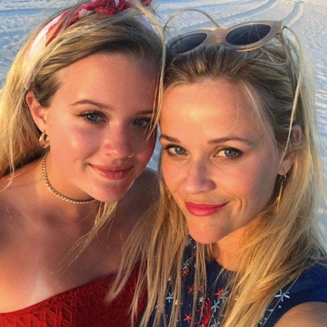 Reese Witherspoon, Ava Phillippe